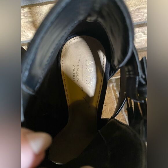 Black open toed apt 9 pumps - Picture 3 of 7